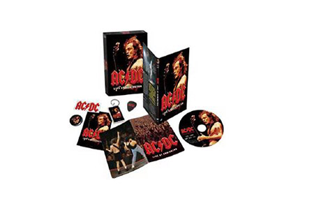 LIVE AT DONINGTON-AC / DC