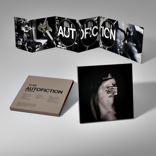 AUTOFICTION (DLX) (EXP) (UK)-SUEDE